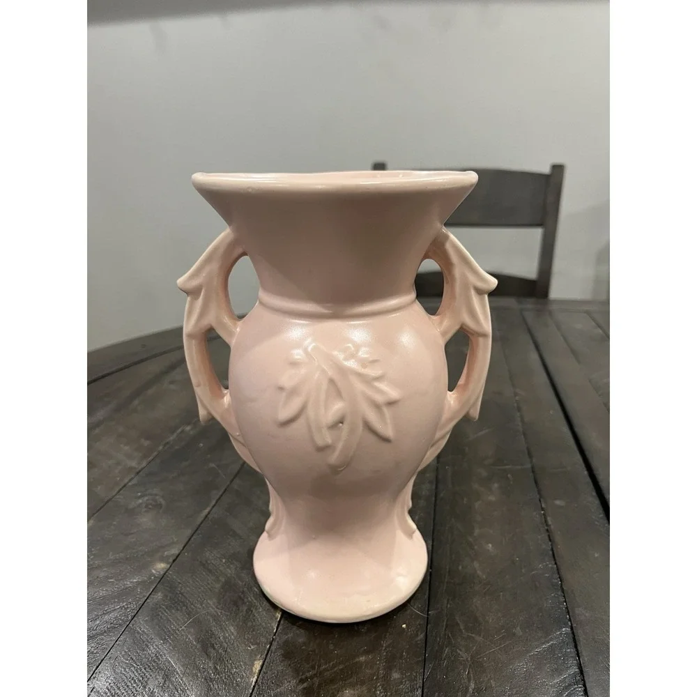 Vintage McCoy Pottery Double Handle Salmon Pink Vase 9